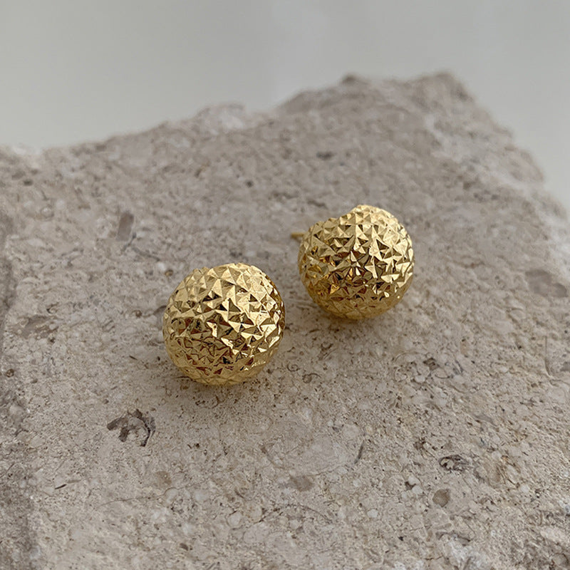 Orecchino romantico per momenti speciali