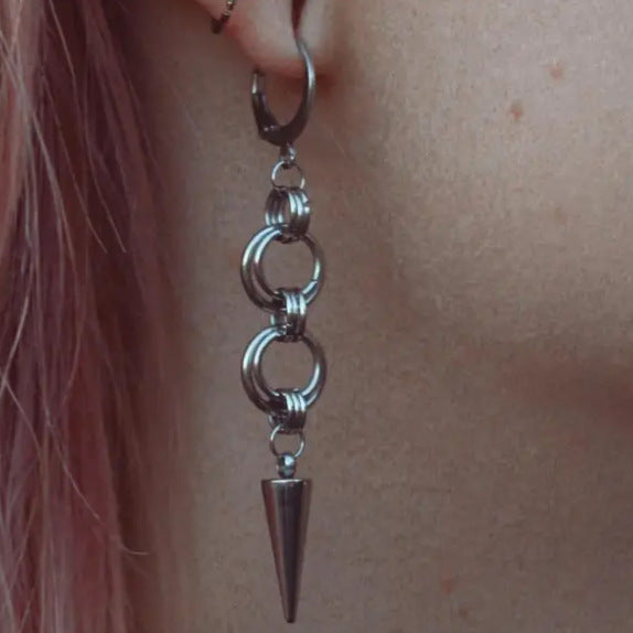 Orecchino classico dal fascino senza tempo