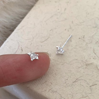 Orecchino affascinante per ogni occasione