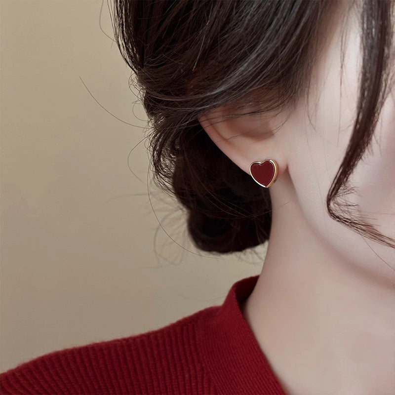 Orecchino classico dal fascino senza tempo