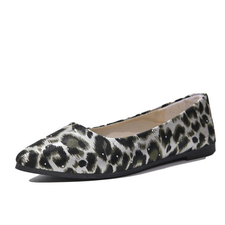 Scarpe Ortopediche Aggraziate dal Look Moderno