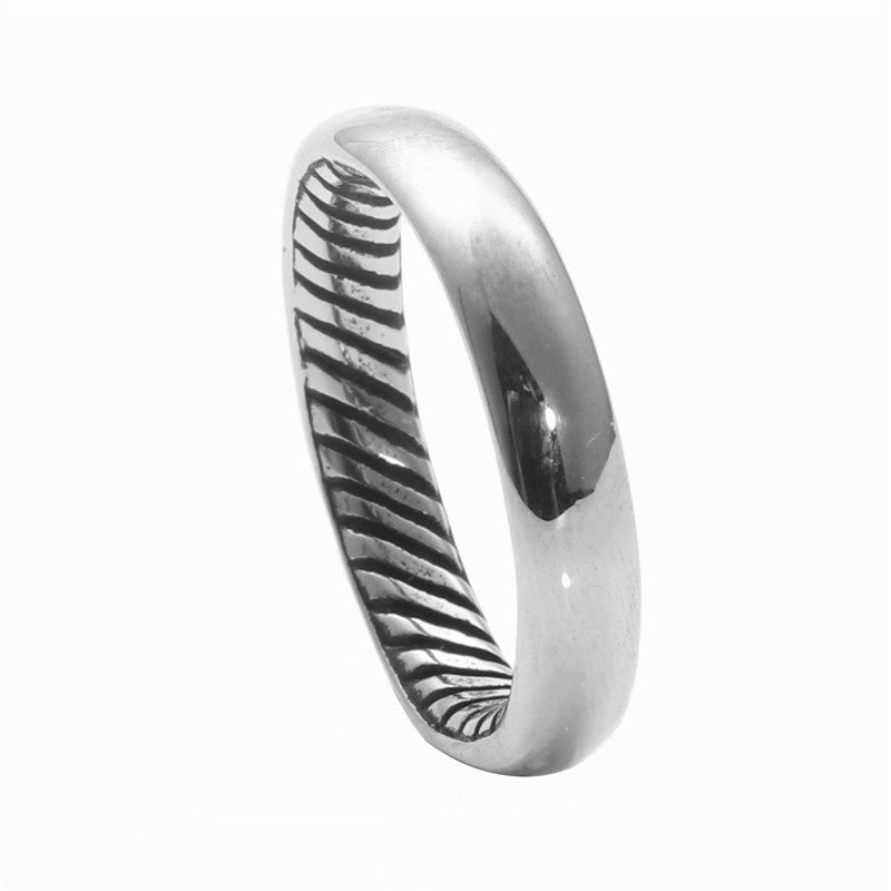 Anello artigianale delicato