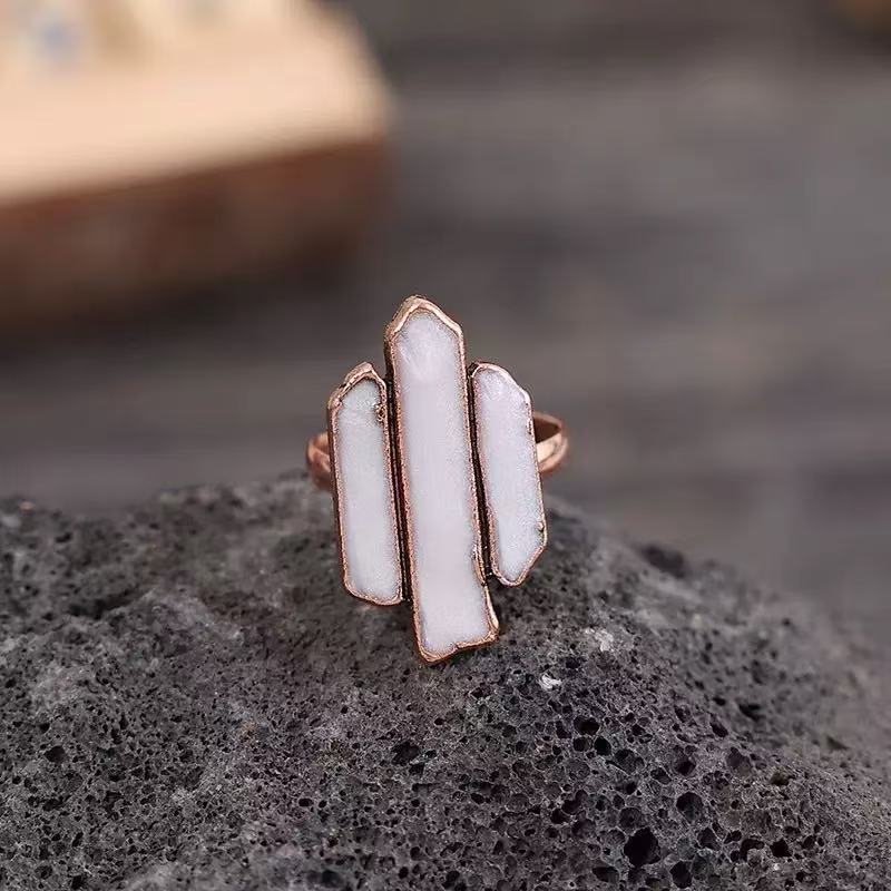 Anello affascinante per ogni occasione