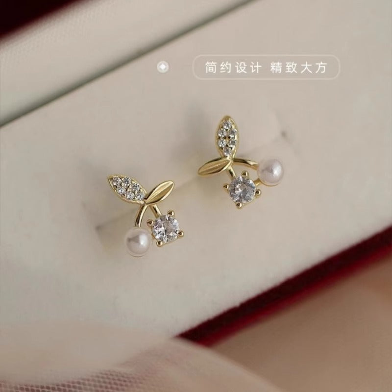 Perla Orecchino artigianale delicato