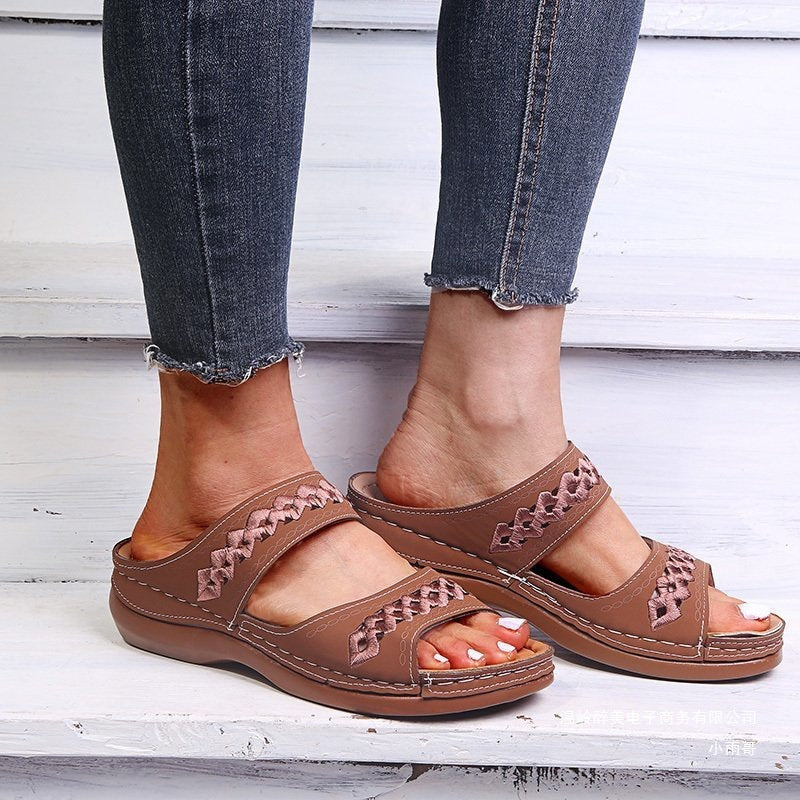 Scarpe Ortopediche Aggraziate dal Look Moderno