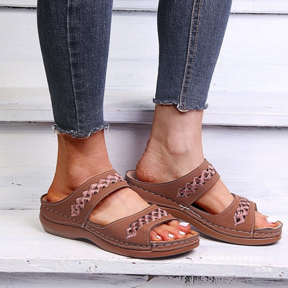 Scarpe Ortopediche Aggraziate dal Look Moderno
