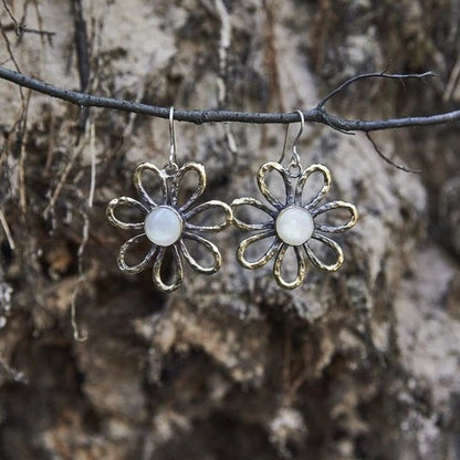 Orecchino classico dal fascino senza tempo