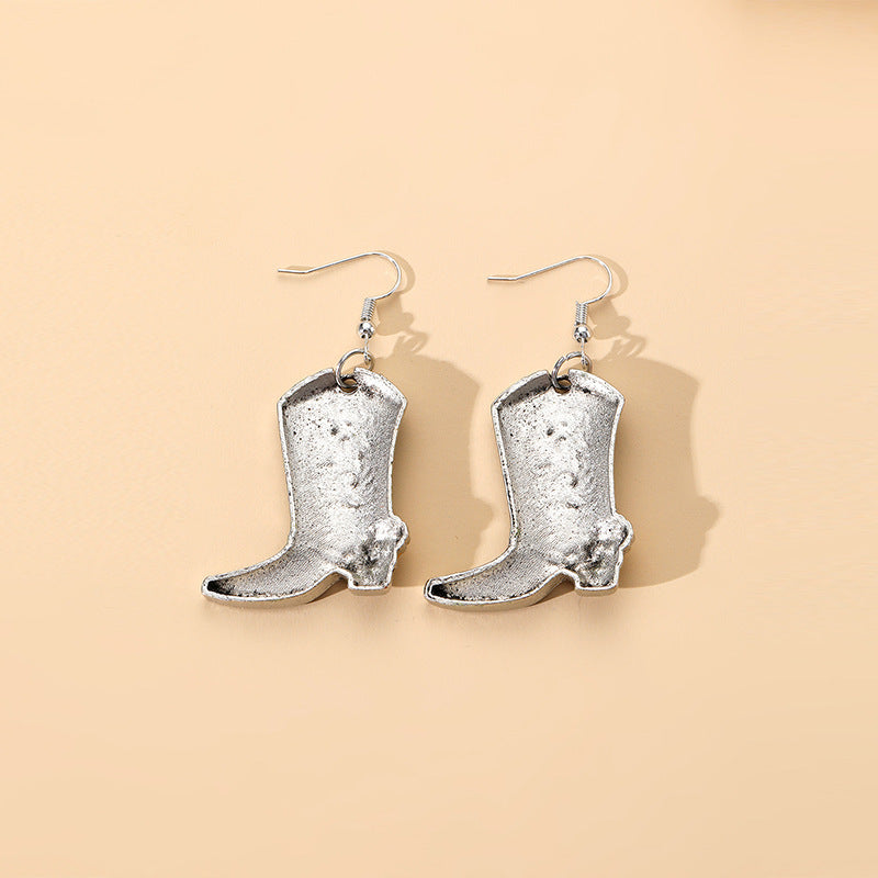 Orecchino artigianale delicato