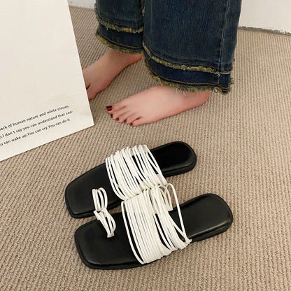 Sandali Ortopediche Aggraziate dal Look Moderno