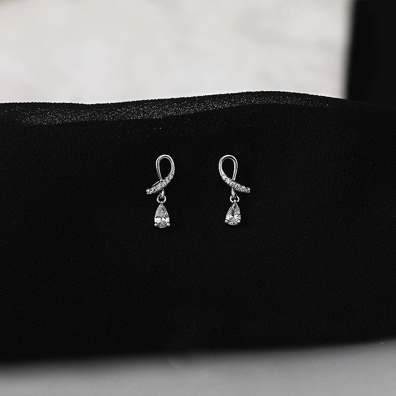 Orecchino romantico per momenti speciali