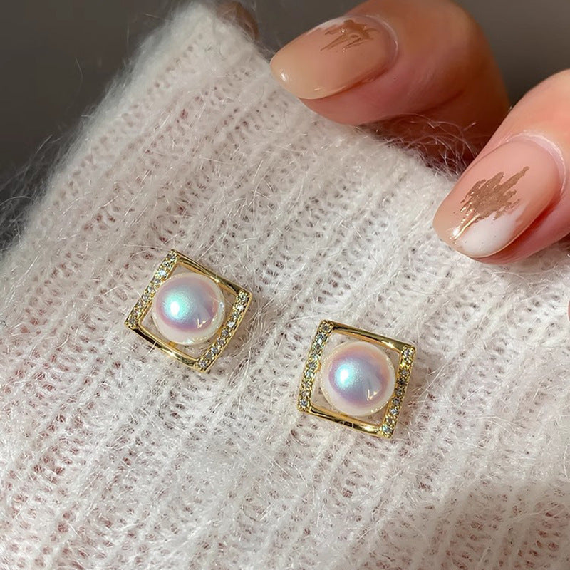 Orecchino affascinante per ogni occasione