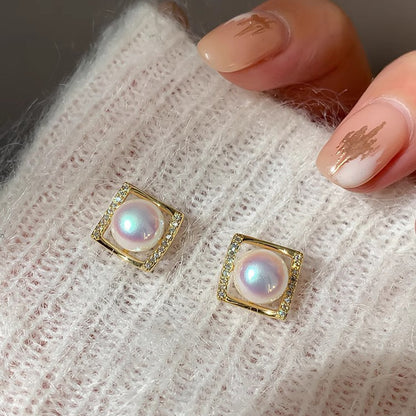 Orecchino affascinante per ogni occasione