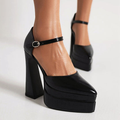 Sandali Ortopediche Aggraziate dal Look Moderno