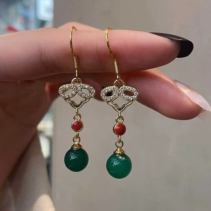 Orecchino vintage fatto a mano