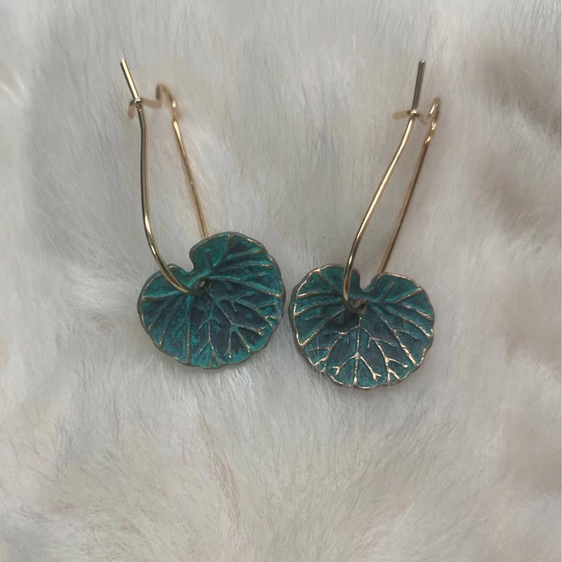 Orecchino classico dal fascino senza tempo