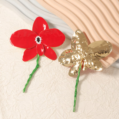 Orecchino artigianale delicato