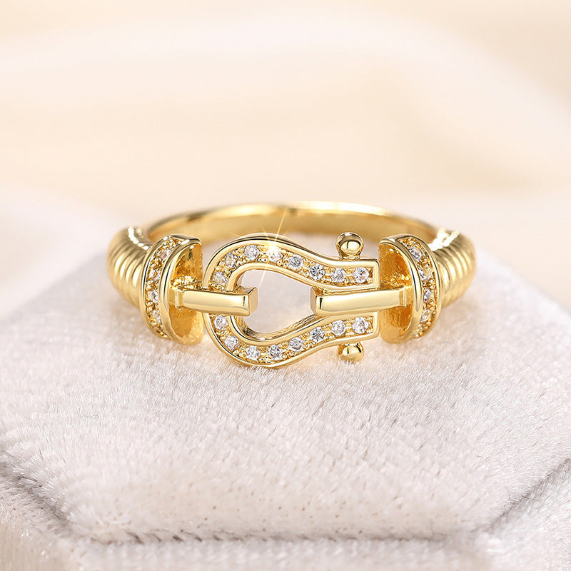 Oro Anello affascinante per ogni occasione