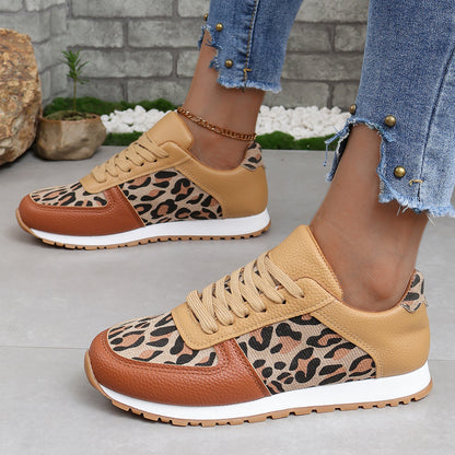 Scarpe Ortopediche Aggraziate dal Look Moderno