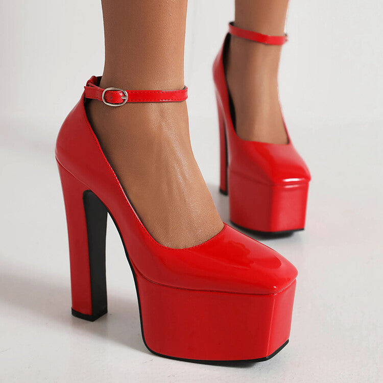 Scarpe Ortopediche Aggraziate dal Look Moderno
