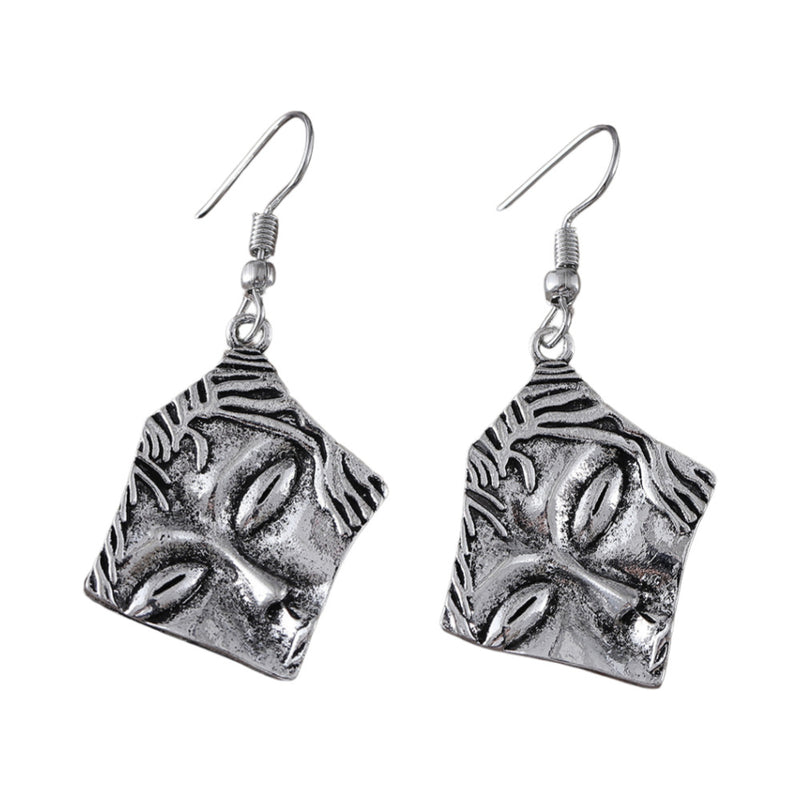 Orecchino vintage fatto a mano