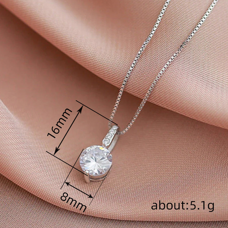 Collana bellissimo con stile unico