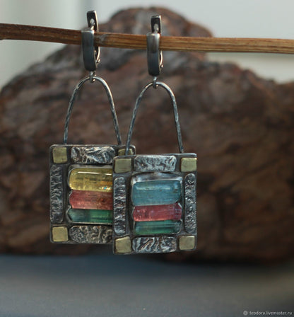 Orecchino classico dal fascino senza tempo