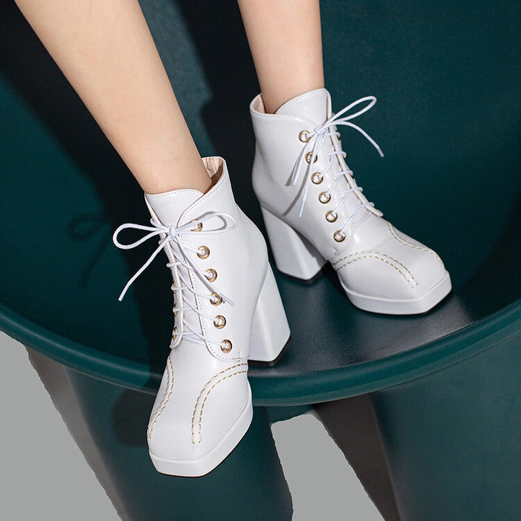 Stivali Ortopediche Aggraziate dal Look Moderno