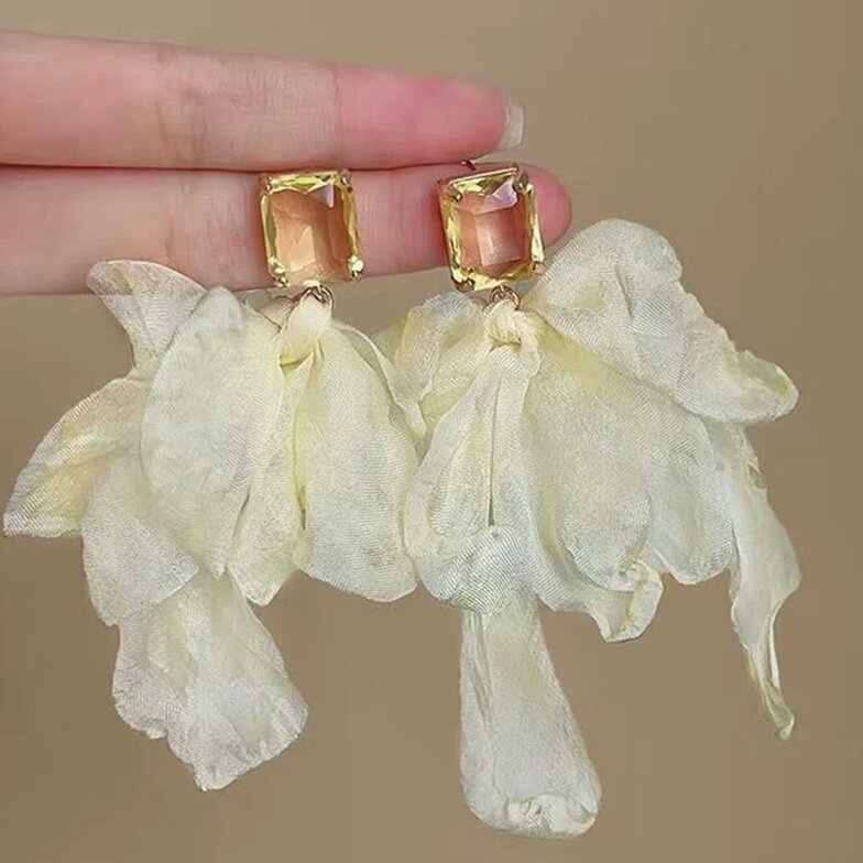 Orecchino vintage fatto a mano