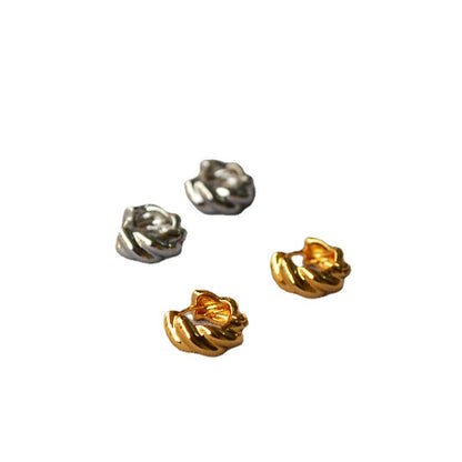 Oro Orecchino bellissimo con stile unico