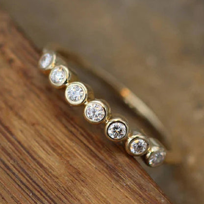 Oro Anello classico dal fascino senza tempo