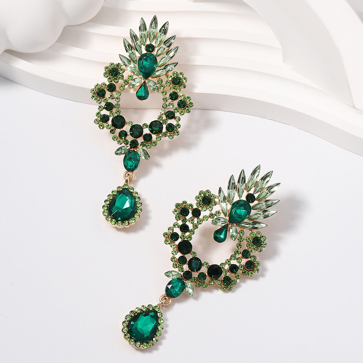 Orecchino vintage fatto a mano