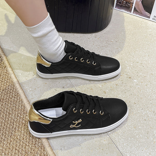 Sneakers Ortopediche Aggraziate dal Look Moderno