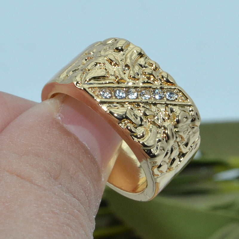 Anello classico dal fascino senza tempo