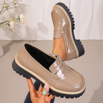 Scarpe Ortopediche Aggraziate dal Look Moderno