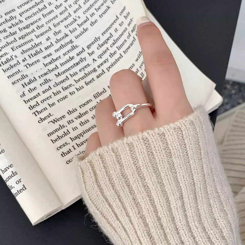 Anello elegante per ogni occasione