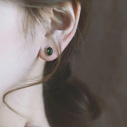 Orecchino artigianale delicato