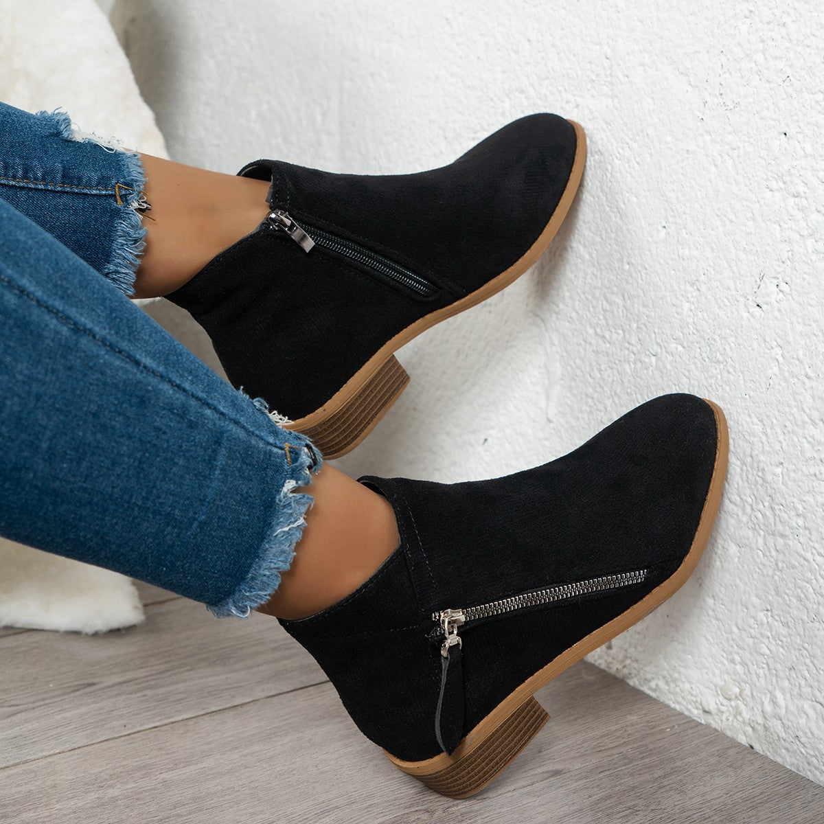 Stivali Ortopediche Aggraziate dal Look Moderno