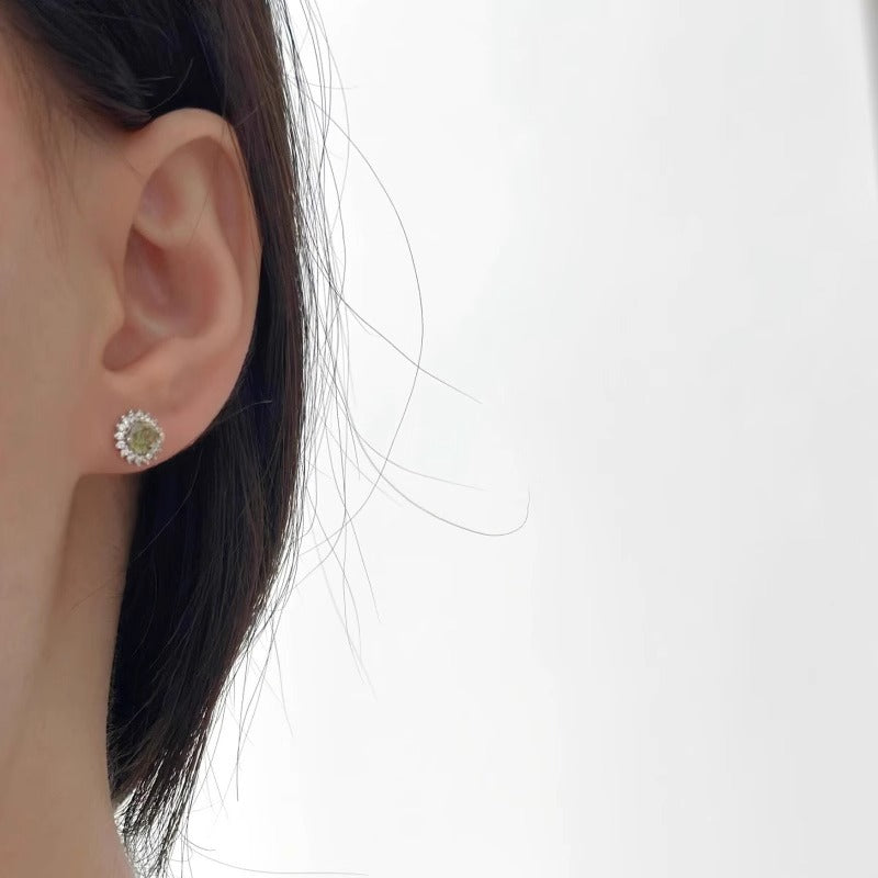 Orecchino stupendo per uso quotidiano