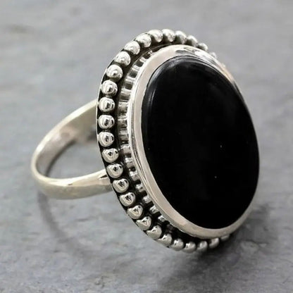 Anello elegante per ogni occasione