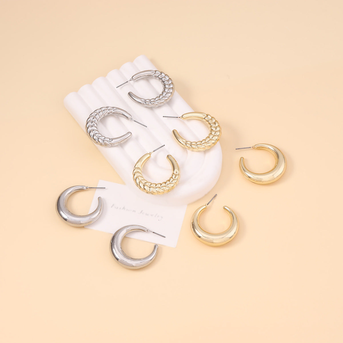 Orecchino bellissimo con stile unico