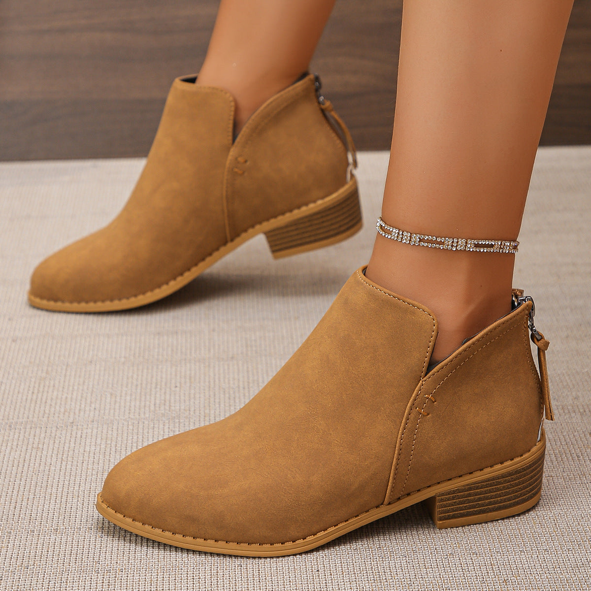 Stivali Ortopediche Aggraziate dal Look Moderno