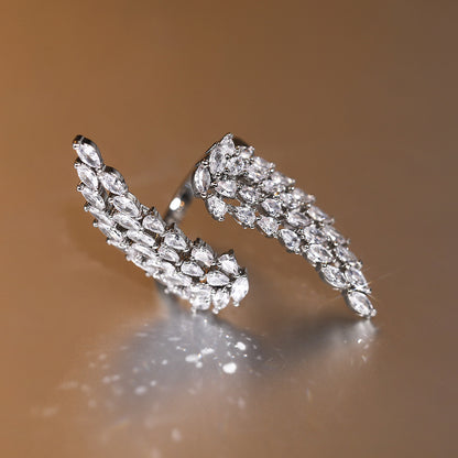 Anello affascinante per ogni occasione