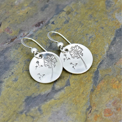 Orecchino classico dal fascino senza tempo