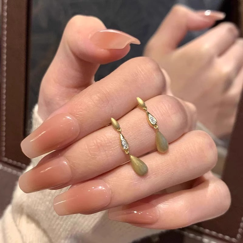 Oro Orecchino elegante per ogni occasione