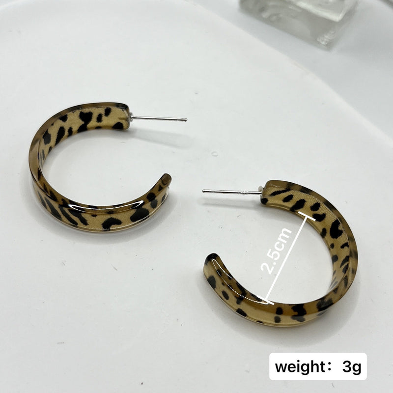 Orecchino bellissimo con stile unico