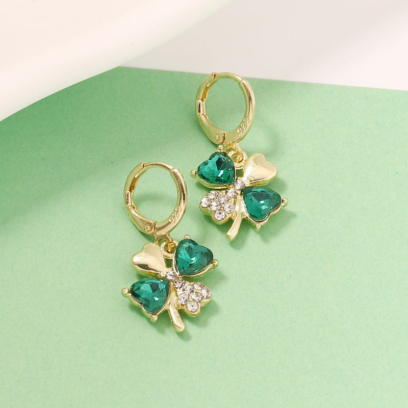 Orecchino elegante per ogni occasione