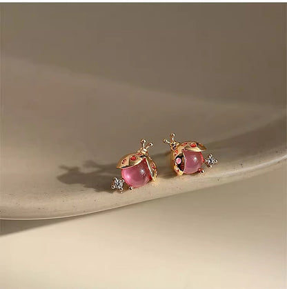 Orecchino bellissimo con stile unico