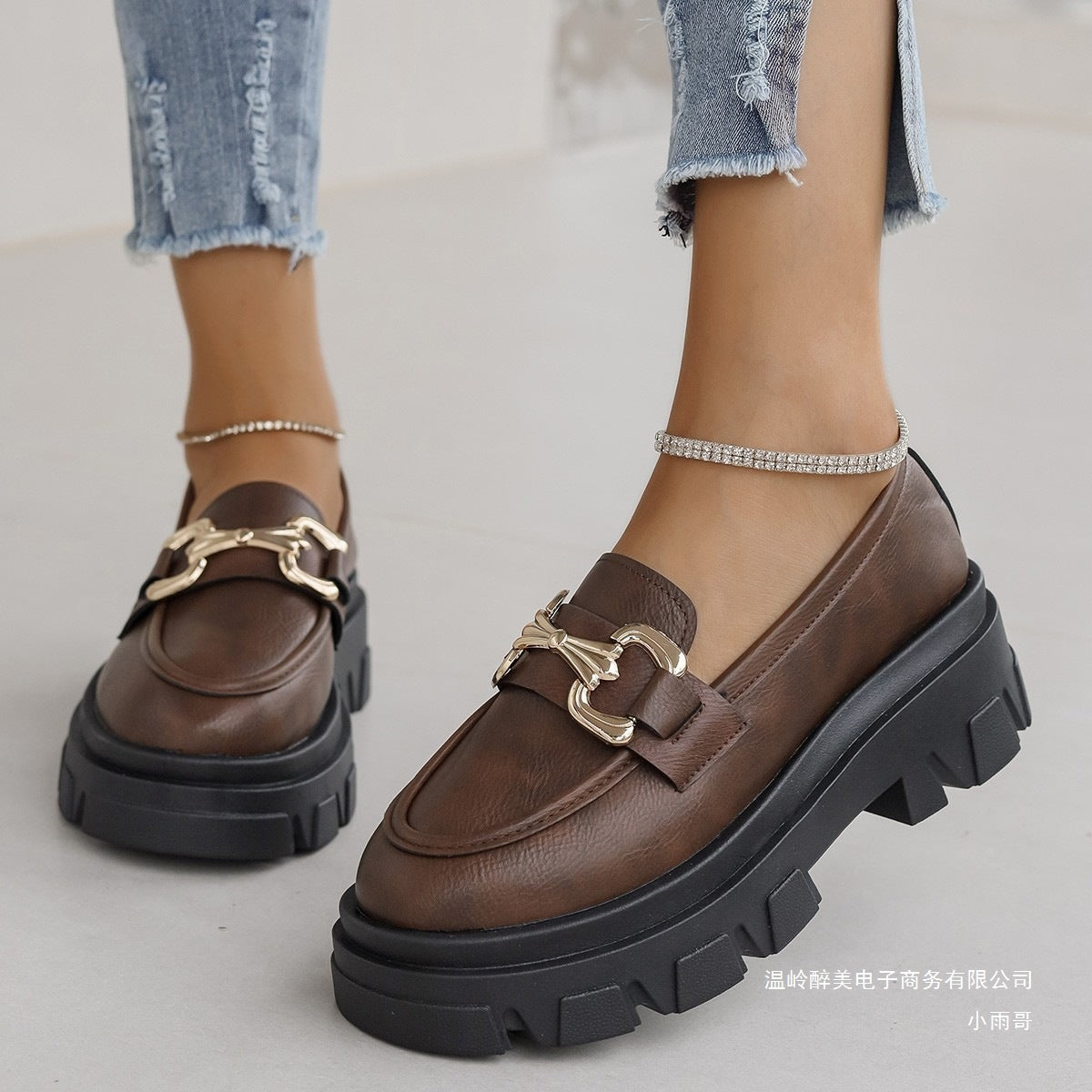 Scarpe Ortopediche Classiche con Stile Senza Tempo