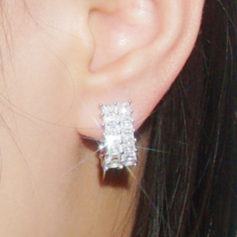 Orecchino romantico per momenti speciali