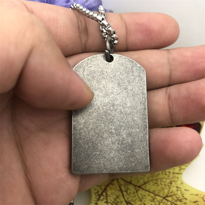 Ciondolo classico dal fascino senza tempo